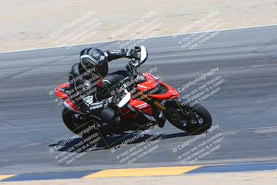 media/Mar-25-2024-Moto Forza (Mon) [[8d4319bd68]]/3-Intermediate Group/Session 4 (Turn 10 Inside)/